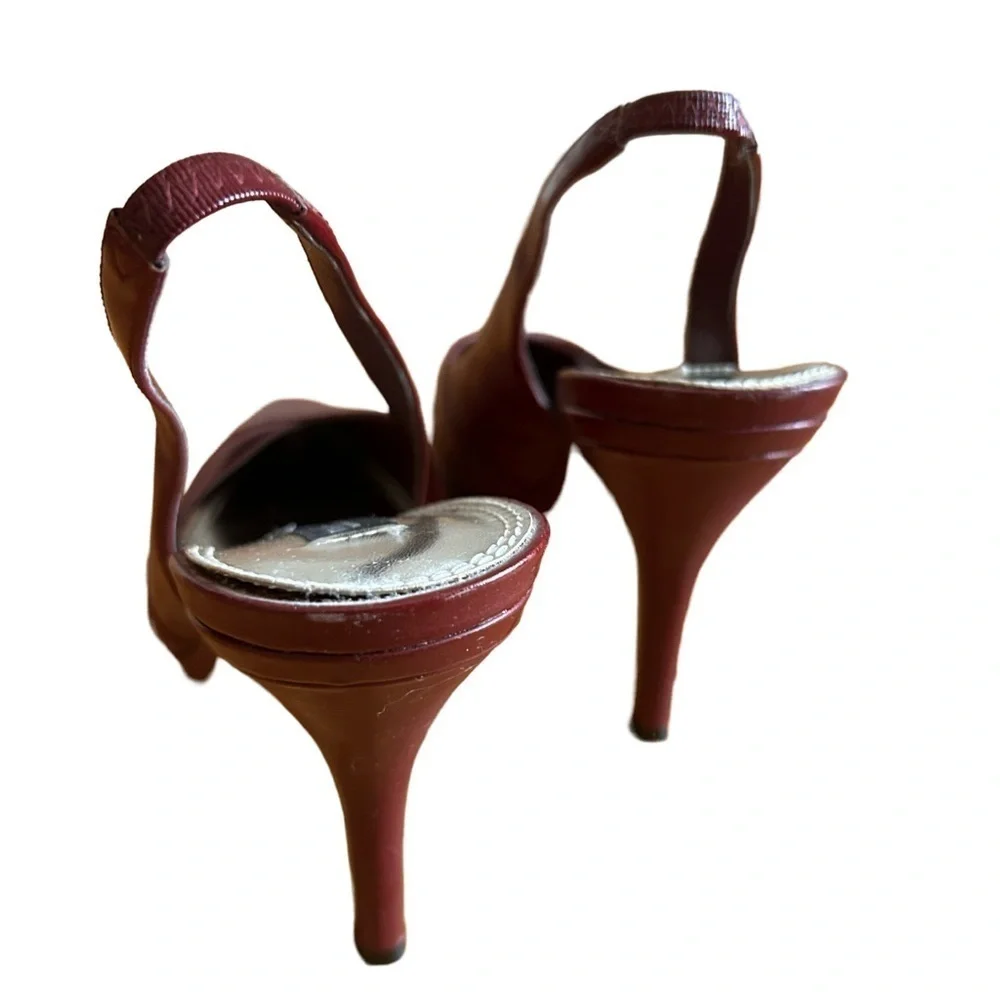 WHBM Burgundy Slip On 3” Heels, Size 8.